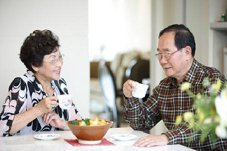 冬季大雪將至老年人飲食保暖方法