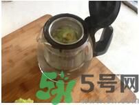 苦瓜泡水喝有什么好處？苦瓜泡水喝好嗎？