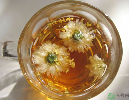 羅漢果可以和菊花一起泡水喝嗎？羅漢果菊花茶的做法及營養價值