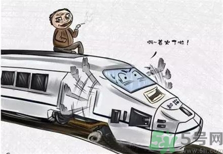 動車吸煙被罰兩次將終身禁乘,為什么動車上不能吸煙?