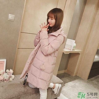 小個子女生適合穿什么羽絨服？個子矮的女生適合什么羽絨服