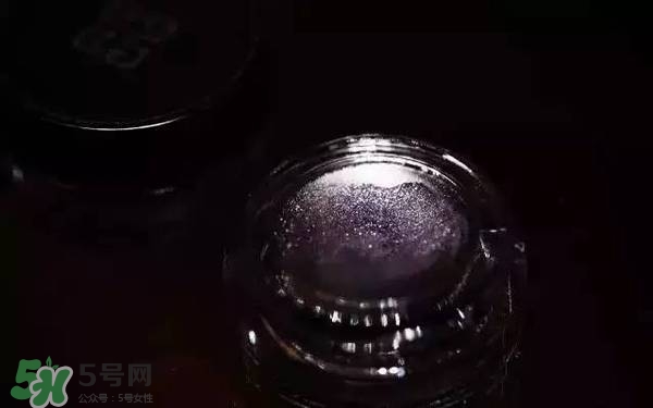 紀梵希黑紫色眼影膏怎么樣？紀梵希黑紫色眼影膏多少錢？