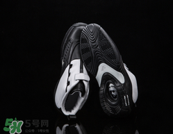 reebok answer4復刻版在哪買？銳步艾弗森戰靴復刻哪里有賣？