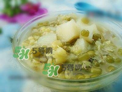 荸薺可以生吃嗎？女人吃荸薺有什么好處？