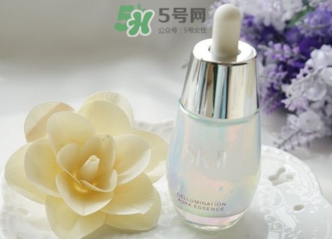 sk2小紅瓶和小燈泡精華哪個好？sk2小燈泡和小銀瓶精華區別