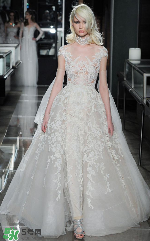 reem acra婚紗多少錢？reem acra婚紗價(jià)格