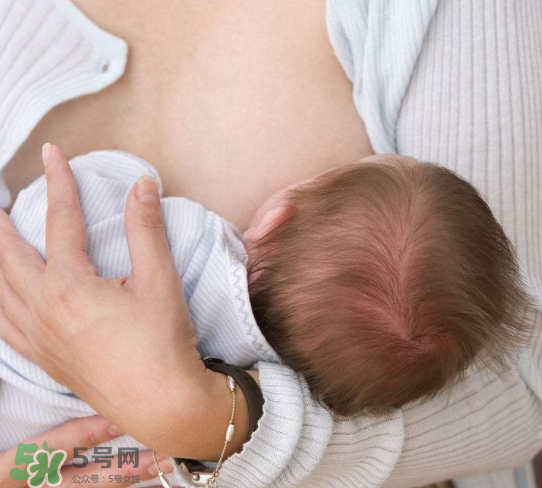 顏值低或因輸在了母乳上  母乳喂養的孩子更好看嗎？