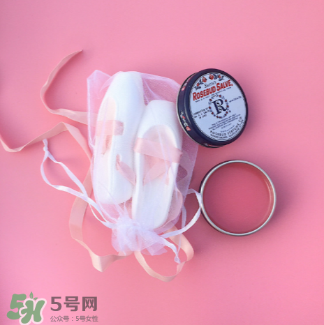 Rosebud Salve玫瑰花蕾膏潤唇膏怎么樣？Rosebud Salve潤唇膏測評