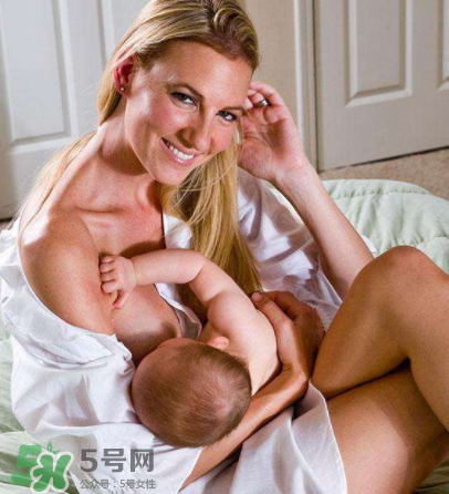 寶寶突然不吃母乳了怎么回事？寶寶不吃母乳是為什么？