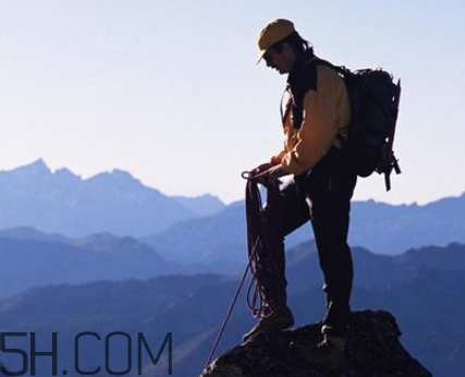 登山鞋什么牌子好？登山鞋與徒步鞋的區別