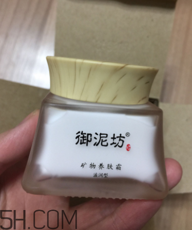 御泥坊礦物養膚霜怎么樣？御泥坊礦物養膚霜好用嗎？