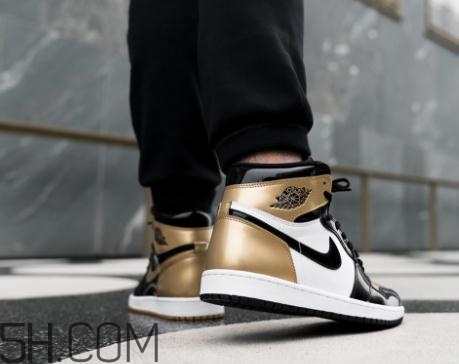 air jordan 1 top3黑金鴛鴦配色上腳效果好看嗎？