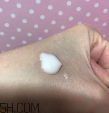 春紀咖啡醒膚緊致乳好用嗎？春紀咖啡醒膚緊致乳評測