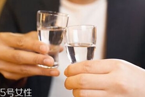 喝多少酒算安全？有基因缺陷的中國人最好不要喝