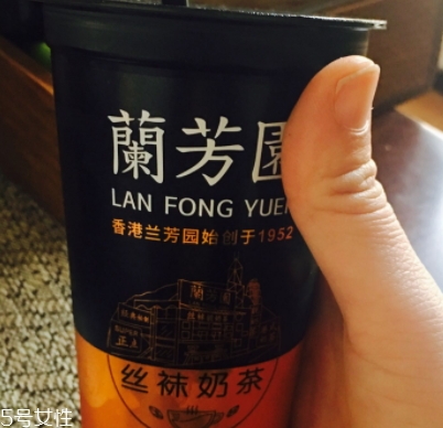 杯裝蘭芳園絲襪奶茶怎么喝？無需沖泡的便攜奶茶