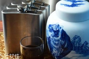 熟地黃泡酒功效作用 四大功效