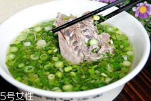 牛肉湯為什么發黑 三大原因