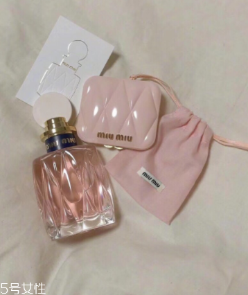 miumiu粉色香水怎么樣？miumiu2018新香水什么味道？