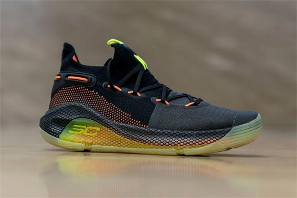 ua curry 6庫里6代戰靴測評 一起感受全掌緩震