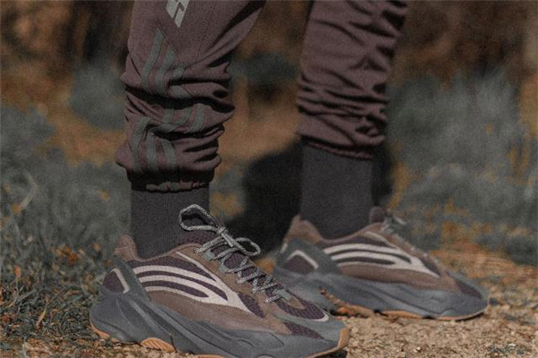 yeezy 700 geode什么時候發售 椰子新配色來襲