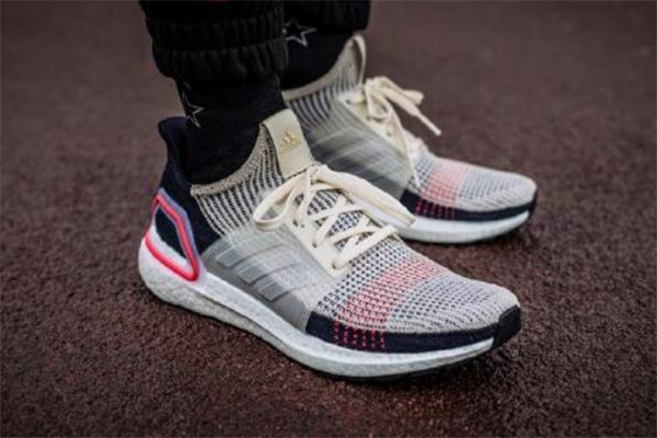 阿迪達斯ub19真假對比 ultraboost19真假鑒定