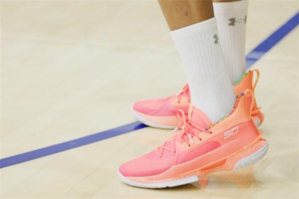 ua curry 7籃球鞋諜照 安德瑪庫里7代首發配色