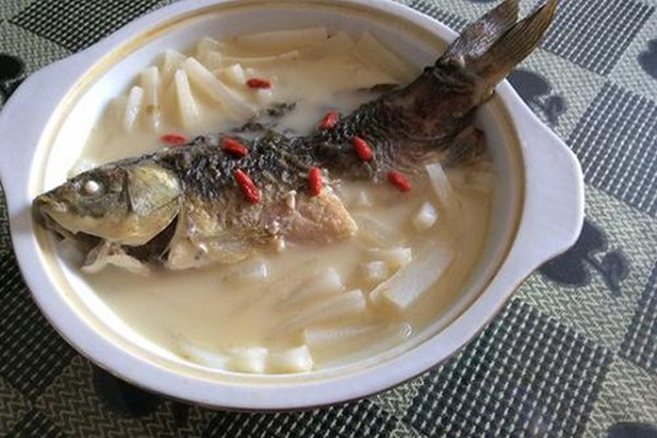 鯽魚湯含有蛋白質嗎 ?鯽魚湯有什么功效