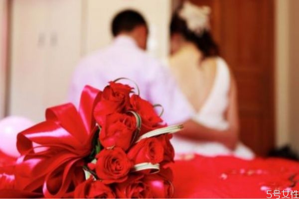 男人什么情況下想結婚 男人很想娶你的表現