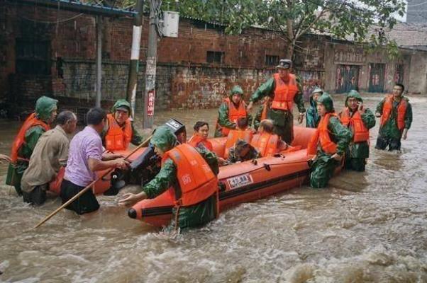 湖北隨縣柳林鎮(zhèn)遭遇極端強降雨 暴雨天氣要查哪些隱患