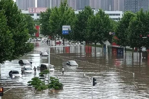 暴雨藍色預警江蘇安徽等11省區市局地有大暴雨 下暴雨可以看電視嗎