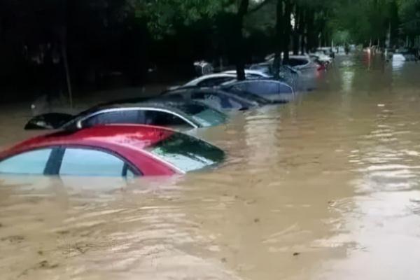 暴雨對人們生活的影響 暴雨對高鐵有影響嗎