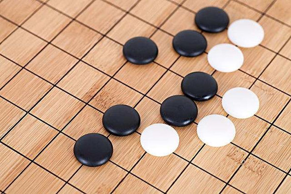 孩子學圍棋學多久 孩子幾歲學圍棋合適