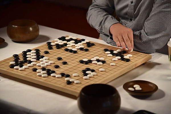 孩子學圍棋學多久 孩子幾歲學圍棋合適