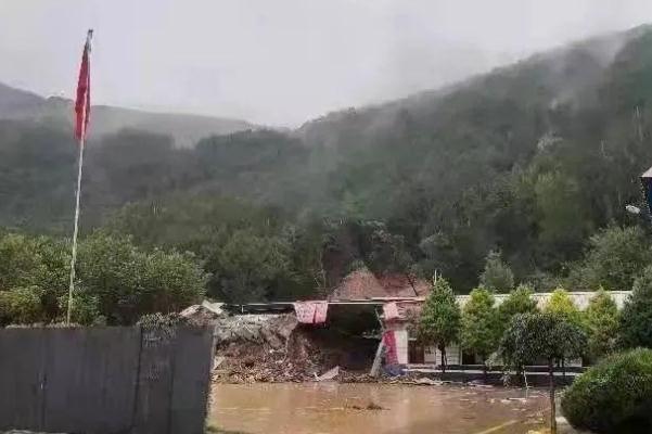 暴雨會引發什么災害 暴雨會引發海嘯嗎