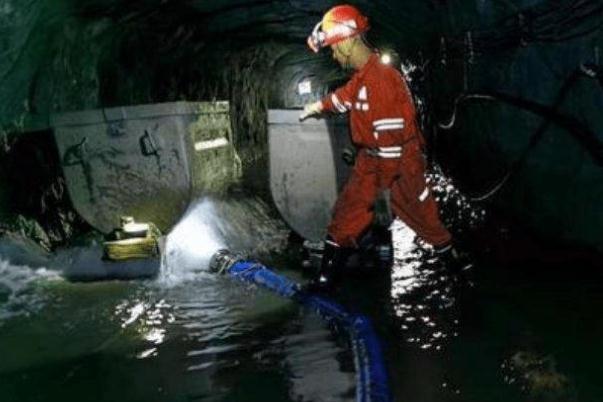 暴雨會引發什么災害 暴雨會引發海嘯嗎