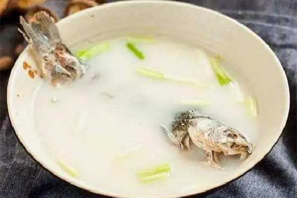 鯽魚湯會不會發胖 鯽魚湯喝多了有啥壞處