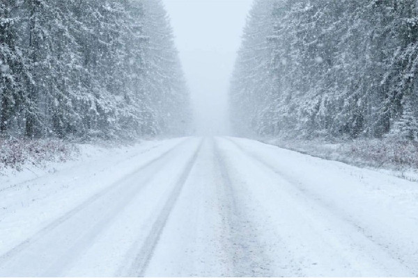 中東部地區將出現較大范圍雨雪天氣 雨雪天氣開車注意事項