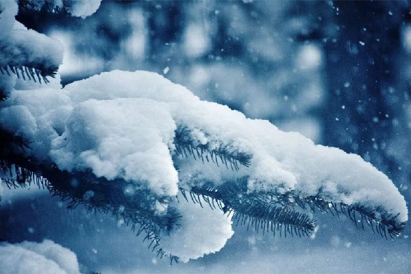 中東部地區將出現較大范圍雨雪天氣 雨雪天氣開車注意事項